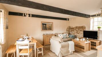Cottage | Interior