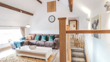 Cottage | Living area