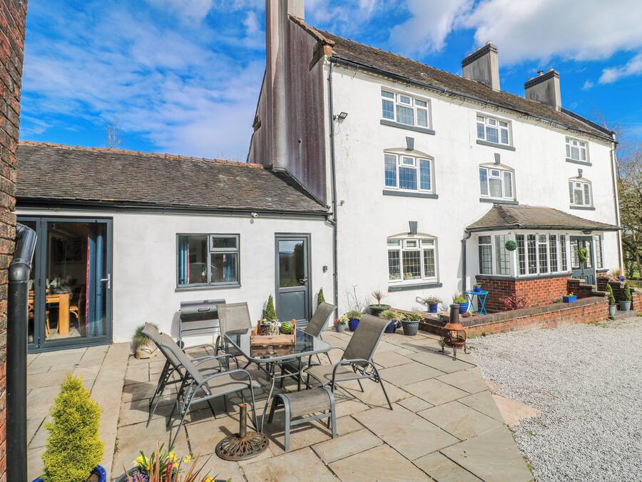 Cottage | Khu ẩm thực ngoài trời