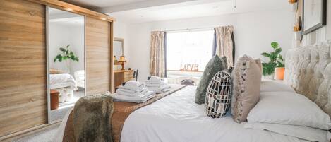 コテージ | 5 室のベッドルーム、客室ごとに異なる装飾、客室ごとに異なるインテリア、WiFi (無料)