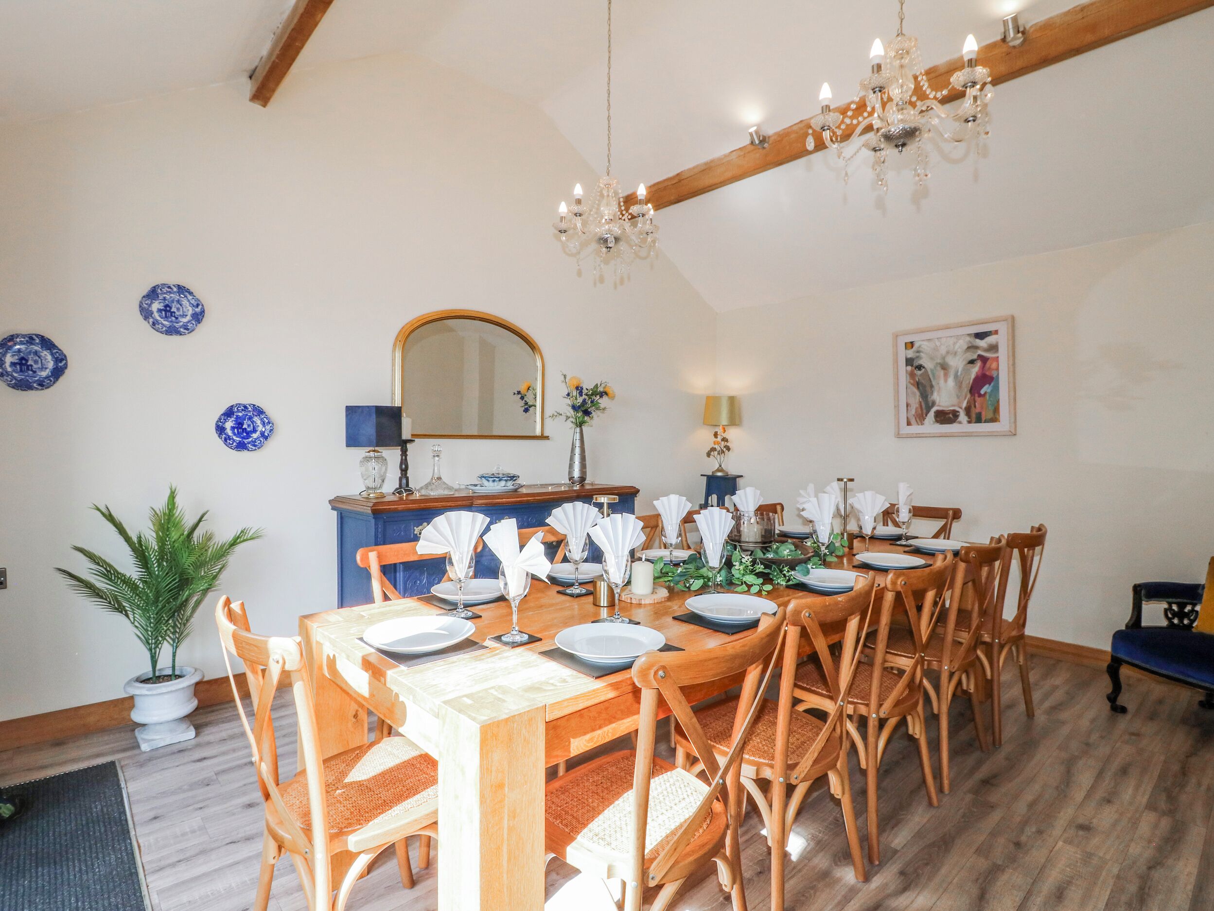 Cottage | Dining