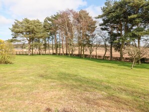 Cottage | Interior - Fields Farm (Stoke-on-Trent)