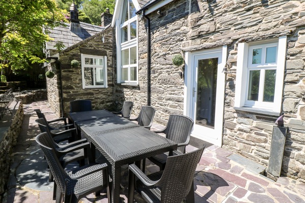 Cottage | Interior
