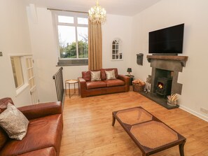 Cottage | Interior - Yr Hen Ysgol, The Old School (Porthmadog)