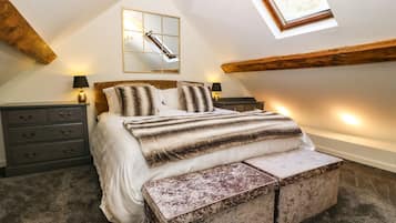 Cottage | Interior