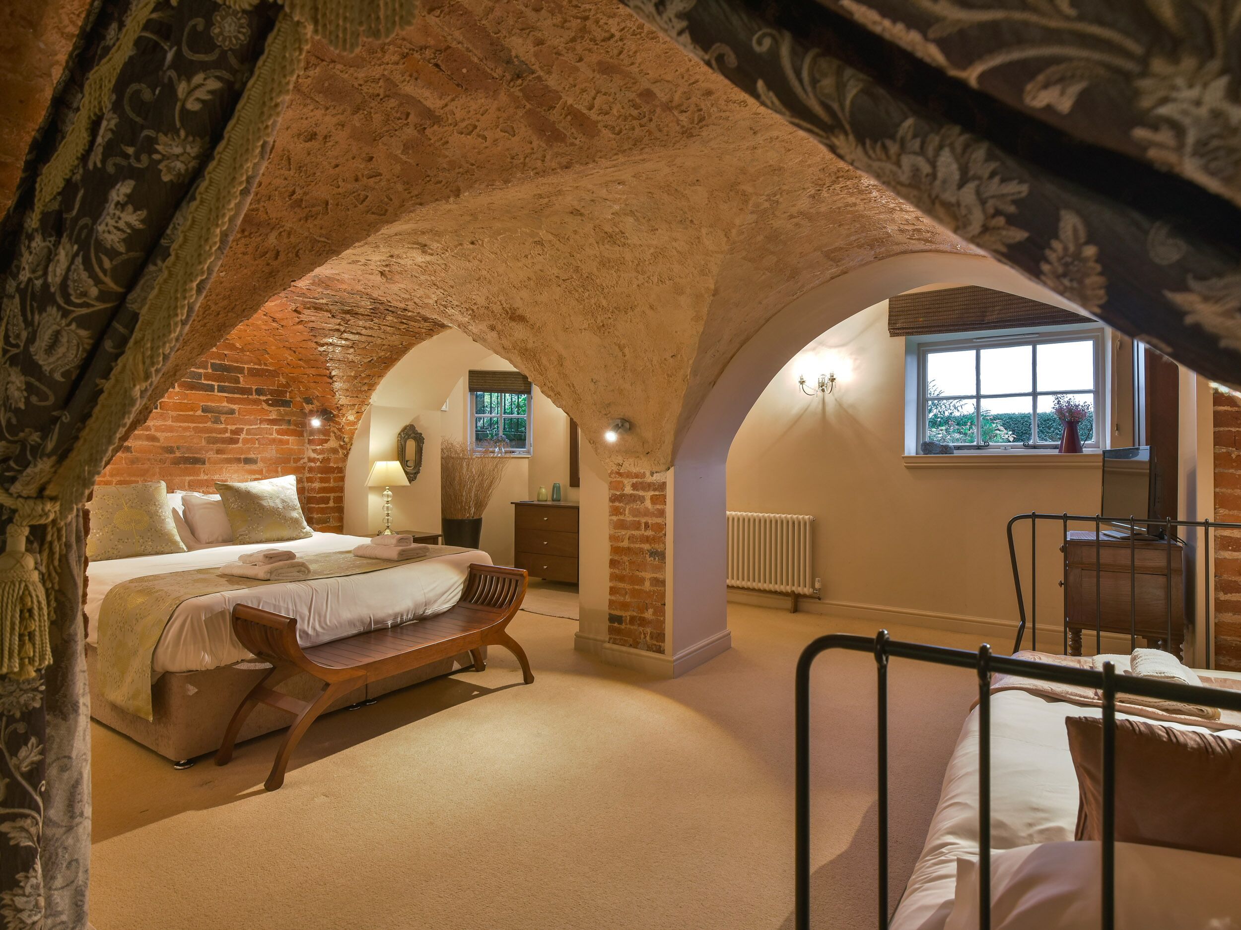 Cottage | 2 bedrooms, individually decorated, individually furnished, free WiFi