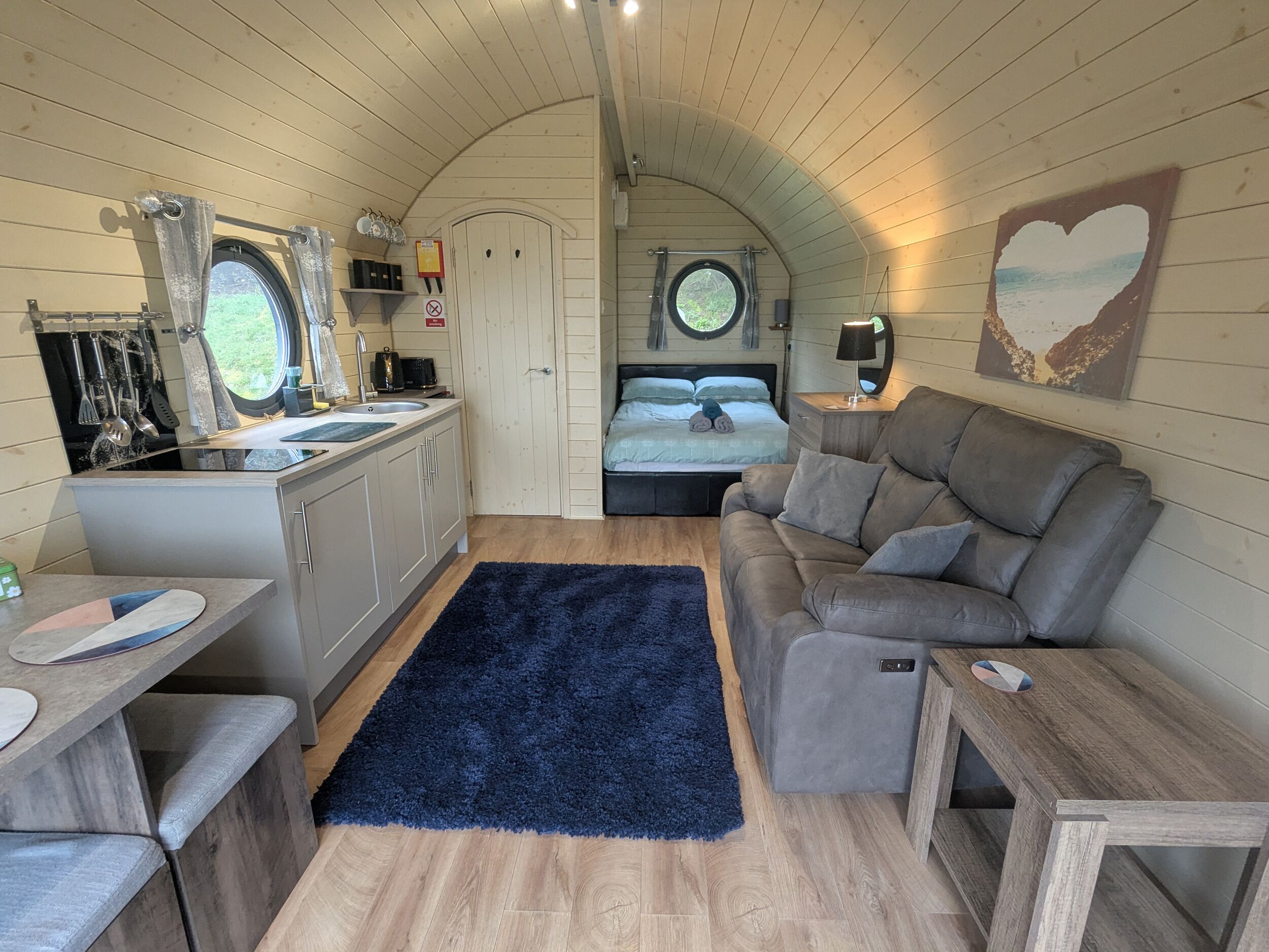 Cottage | 1 bedroom, individually decorated, individually furnished, free WiFi