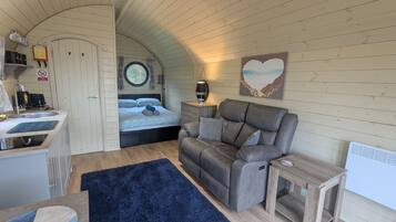 Cottage | Living area