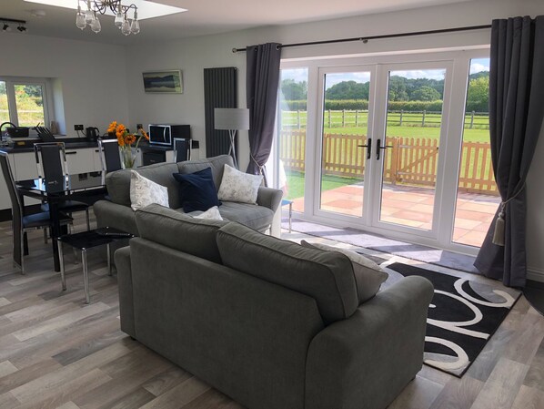 Cottage | Ruang keluarga