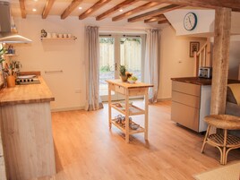 Casa de campo | Cozinha privada | Geladeira, lava-louças, chaleira elétrica, torradeira