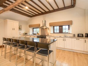 Cottage | Interior