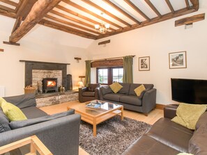 Cottage | Interior