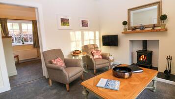 Cottage | Interior