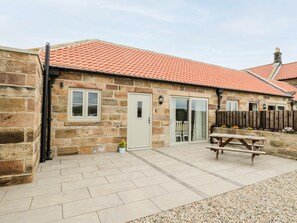 Exterior - Cartwheel Cottage at Broadings Farm (Whitby)