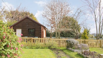 Cottage | Interior