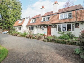 Cottage | Exterior - Branklyn Garden Cottage (Perth)