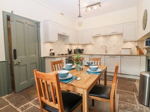 村舍 | 私人厨房 | 冰箱、电热水壶、烤面包机、厨具/餐具