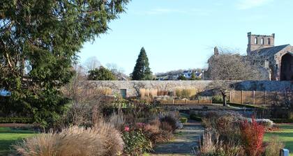 Harmony Cottage - Harmony Gardens