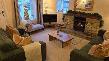 Cottage | Living area