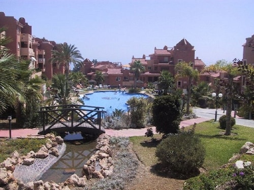 Marbella 2 Bed 2 Bath Luxury Apartment near Cabopino