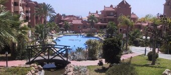 Marbella 2 Bed 2 Bath Luxury Apartment near Cabopino