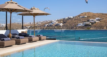 Aeonic Suites and Spa