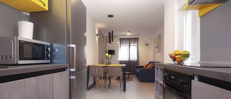 Fridge, microwave, oven, stovetop