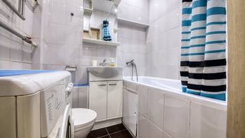 Doppelzimmer | Badezimmer | Badewanne
