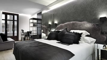 Superior tweepersoonskamer (Montse) | Luxe beddengoed, donsdekens, Select Comfort-bedden