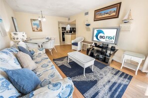 Smart TV, offices - 2 Bedroom Ocean Views, Pools, Sands, Ocean Annies! (Myrtle Beach)