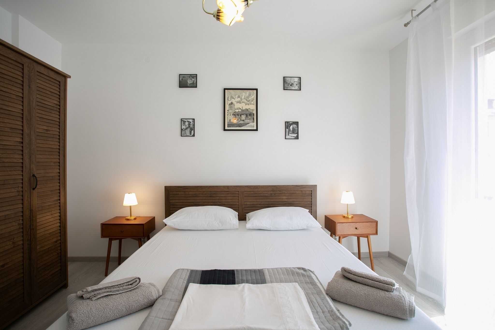 2 bedrooms, desk, free WiFi, bed sheets