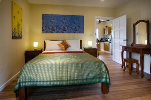 1 bedroom, in-room safe, desk, iron/ironing board