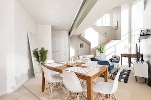Dining - Upscale 3BR Penthouse by CozySuites (Indianapolis)