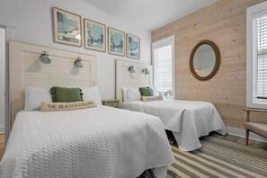 2 bedrooms, iron/ironing board, WiFi, bed sheets - BEAUTIFUL, CUSTOM DECORATED, DOG FRIENDLY BEACH HOME IN THE COTTAGES OF TANNIN (Orange Beach)