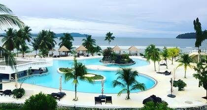 Paradise Hotel Golf and Resort