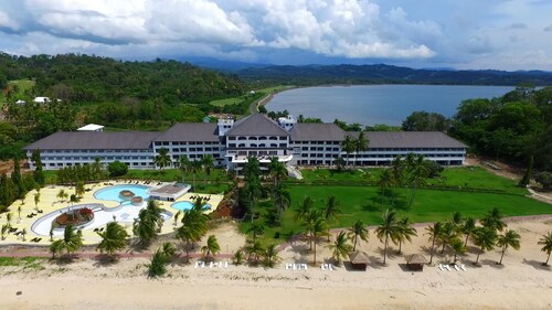 Paradise Hotel Golf and Resort
