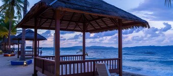 Paradise Hotel Golf and Resort