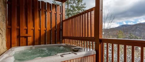 Bain à remous extérieur
