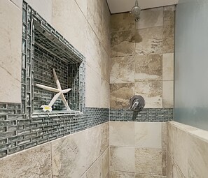 Shower, hair dryer, towels