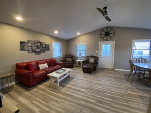 Smart TV, DVD player, books - The Sound Castle in KDH (Kill Devil Hills)
