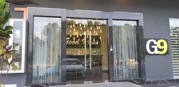 Fachada da propriedade