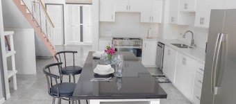 The Best of Home - Tranquil, Comfort & Convenient
