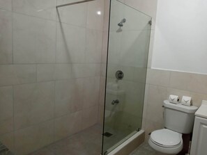 Shower, towels, soap, toilet paper - The Best of Home - Tranquil, Comfort & Convenient (Beausejour)