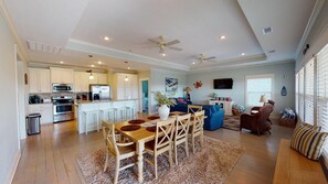 Interior - Fish Tale Flats: 3  BR, 2  BA House in Port Bolivar, Sleeps 12 (Bolivar Peninsula)