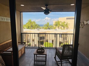 Property grounds - Paradise Moon Bay! (Key Largo)