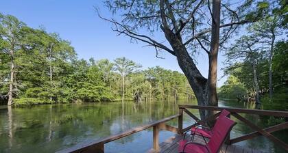 Viney's on the River ~ Waterfront Couple's Retreat