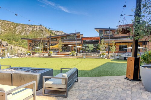 Capitol Peak Lodge by iTrip Aspen Snowmass