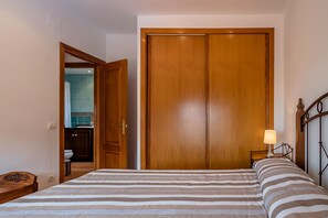 4 bedrooms, iron/ironing board - House with private pool 600m from the center of Begur (Begur)