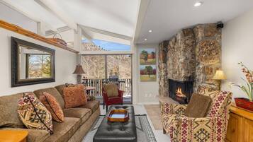 Condo (Lichenhearth 35) | Living area | Fireplace