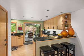 บริเวณภายนอก